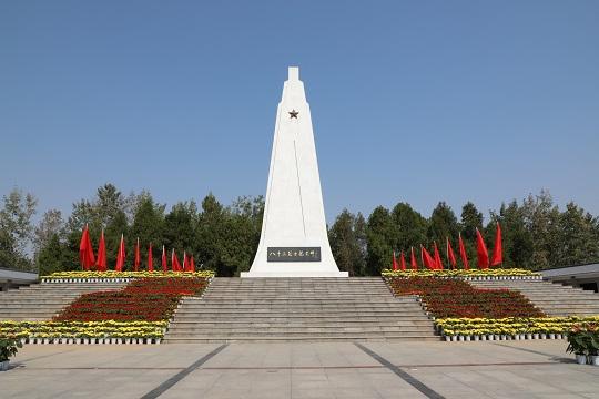 配图6：八十二烈士纪念碑.JPG