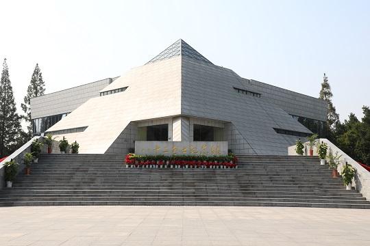 配图7：八十二烈士纪念馆.JPG