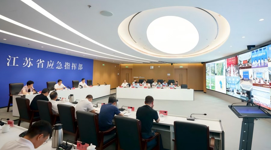 我省召开黑加油点“大扫除” 专项整治工作推进会