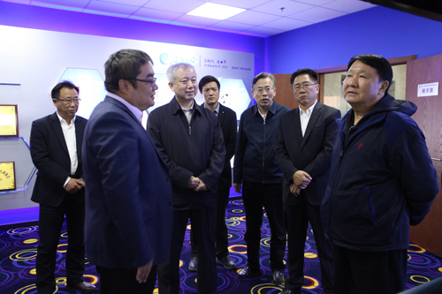 两岸企业家峰会领导来淮考察